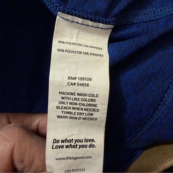 Life Is Good Active Ocean Wave Graphic Tee - Picture 7 of 7